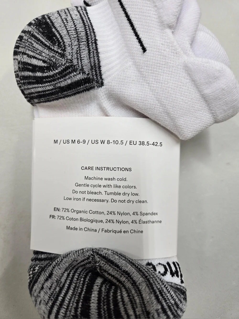 NWT QUINCE 3 Pack Performance Running Ankle Socks Medium White 0680